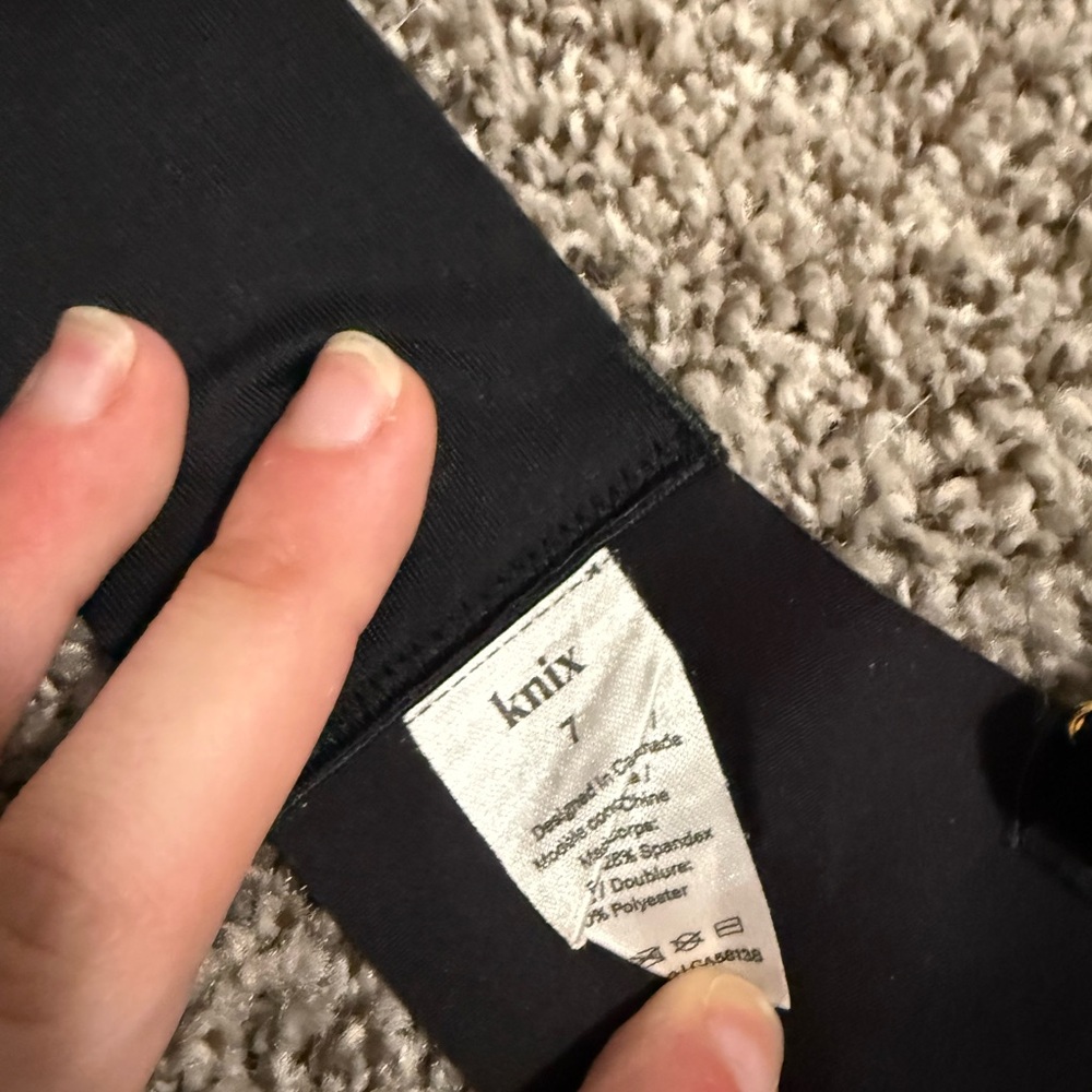 Knix Midnight Black Seamless Bra - Picture 3 of 3
